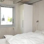 8 Person In Hemmet-by Traum *