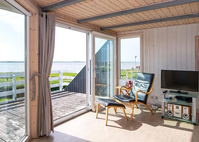 8 Person In Hemmet-by Traum Vakantiehuis